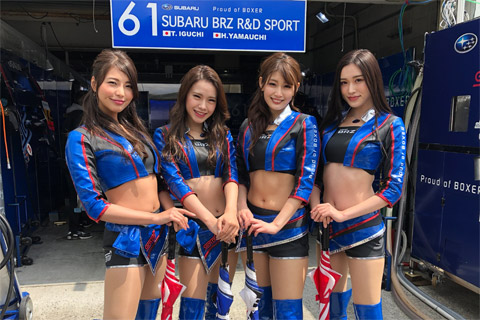 SUBARU　レースクイーン 